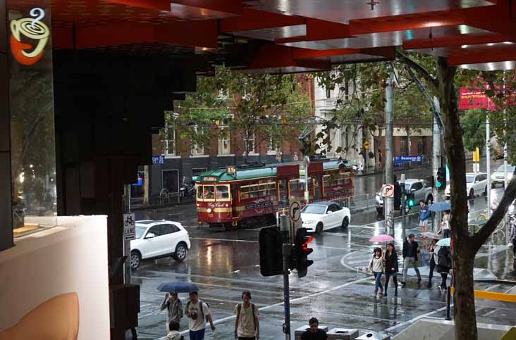 Yarra Trams W class Melbourne City Circle 925